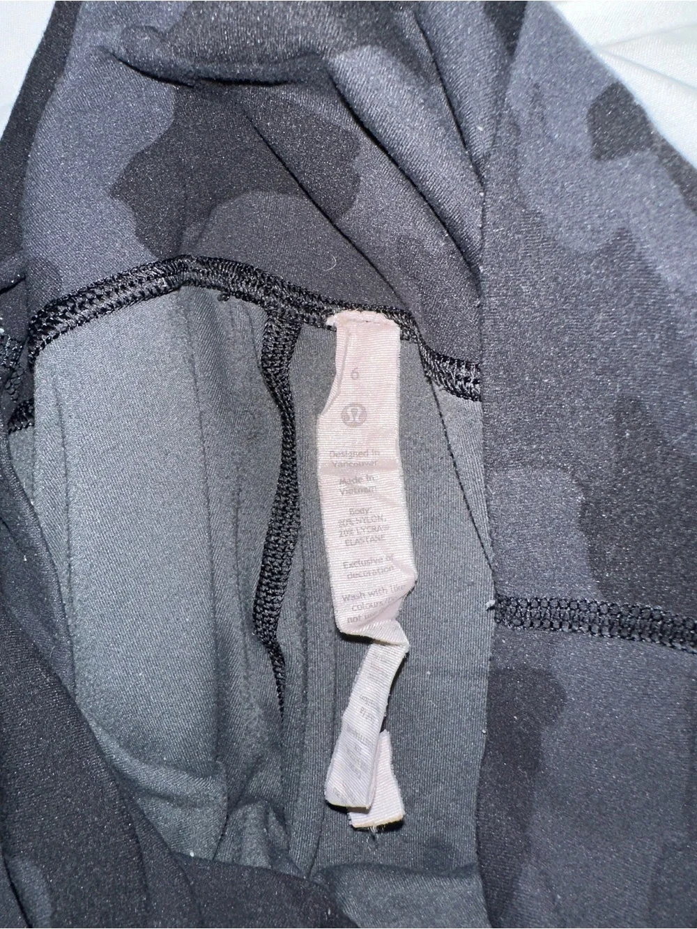 lululemon Align 6” Shorts Size 6 Heritage 365 Camo Deep Coal